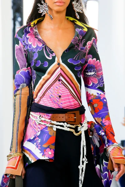 Look 28